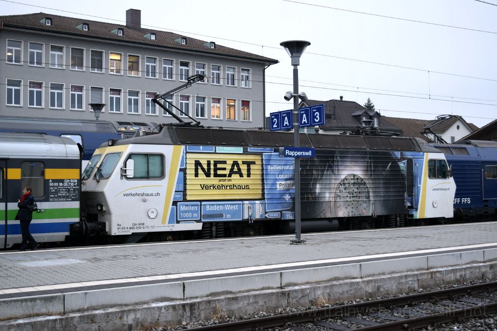 5204-0011-141118.jpg - SOB Re 446.015-0 "NEAT im Verkehrshaus" / Rapperswil 14.11.2018