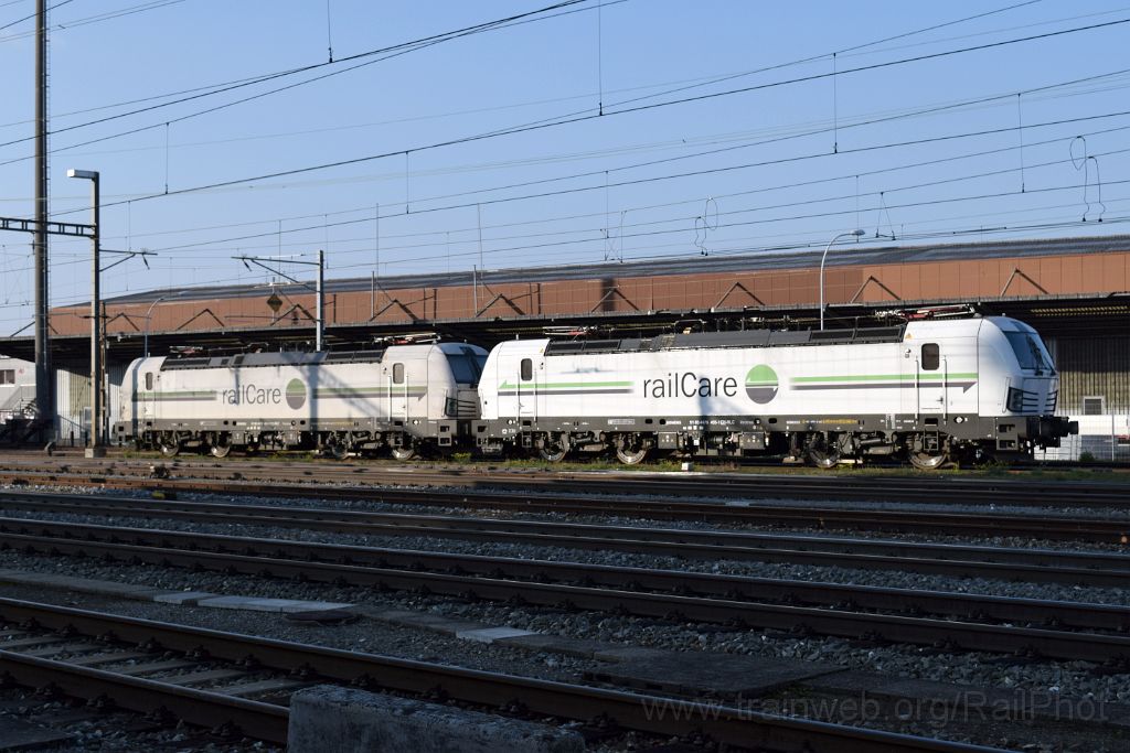 5210-0002-171118.jpg - RailCare Rem 476.455-1 "Bern" + Rem 476.454-4 "Valais" / Pratteln 17.11.2018