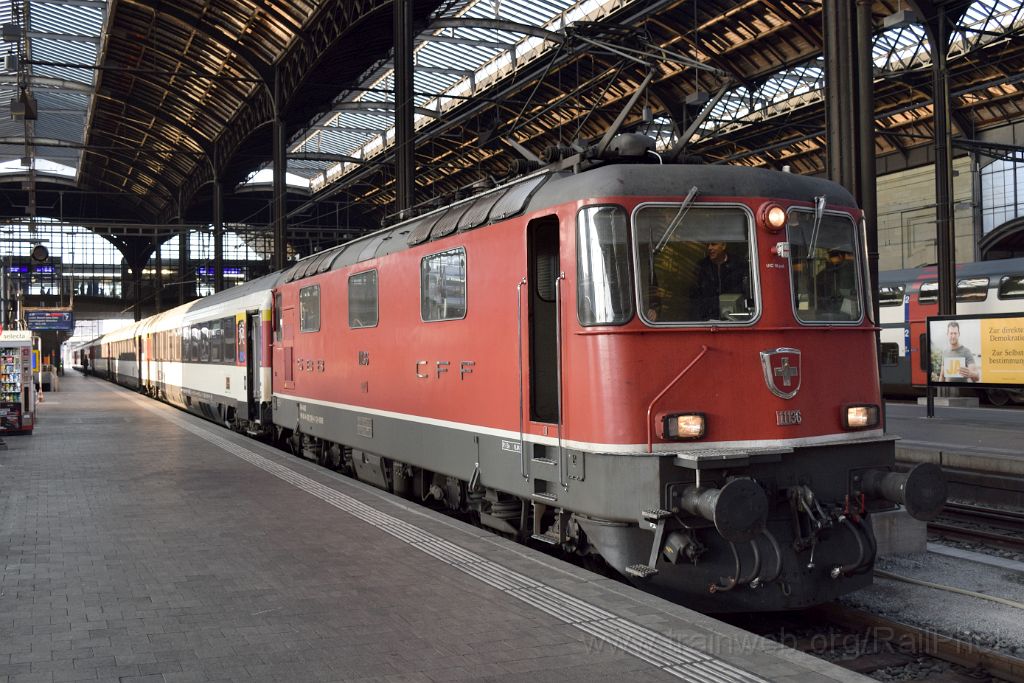 5212-0008-171118.jpg - SBB-CFF Re 4/4" 11136 (Re 420.136-4) / Basel 17.11.2018