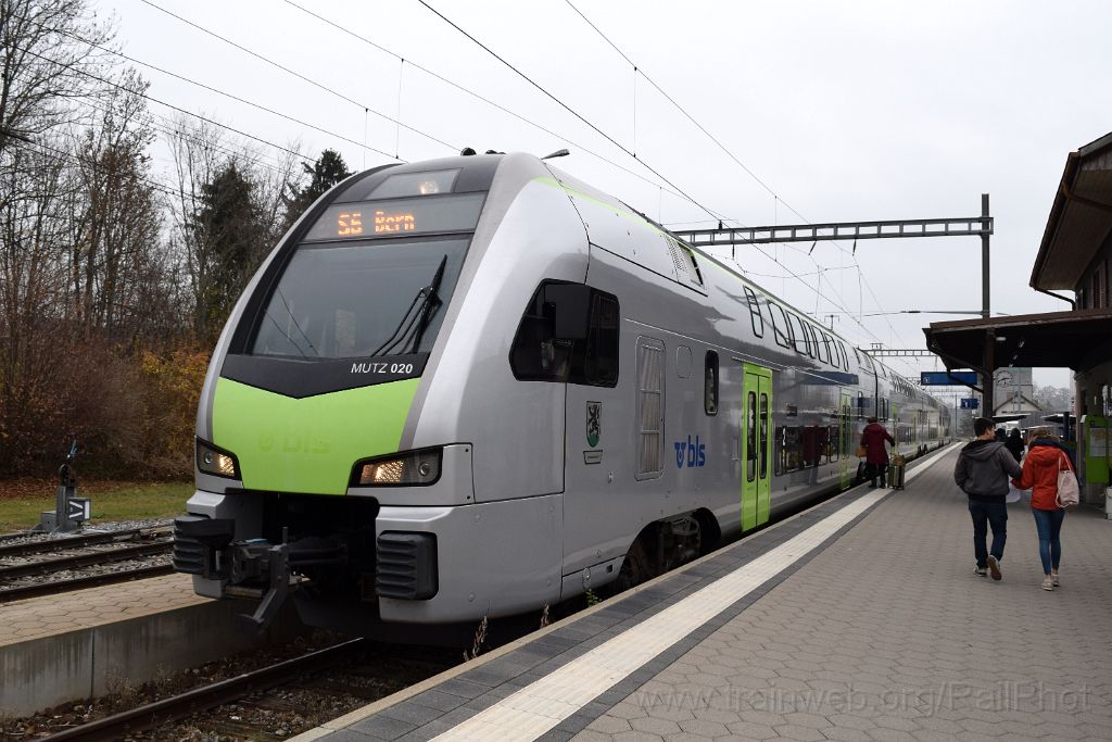 5212-0012-181118.jpg - BLS RABe 515.020-6 "Schwarzenburg" / Schwarzenburg 18.11.2018