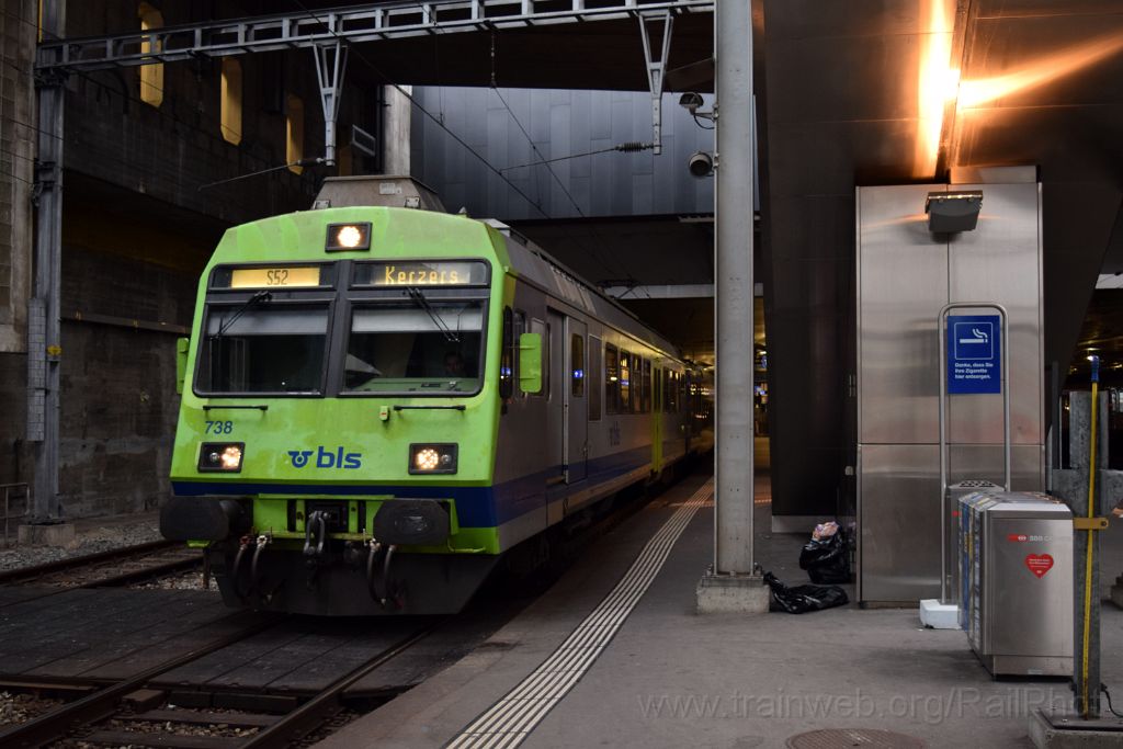 5212-0038-181118.jpg - BLS RBDe 565.738-2 "Kerzers / Ried" / Bern HB 18.11.2018