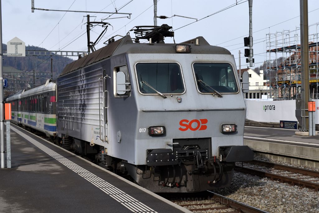 5223-0023-281118.jpg - SOB Re 446.017-6 "Ein Hauch Sehnsucht" / Wattwil 28.11.2018