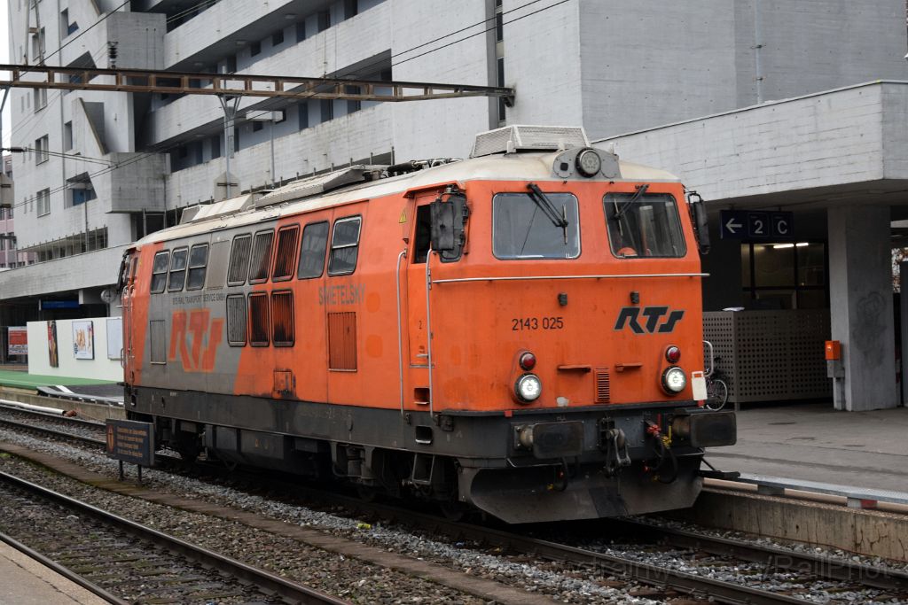 5225-0034-301118.jpg - RTS 2143.025 / Zürich-Altstetten 30.11.2018