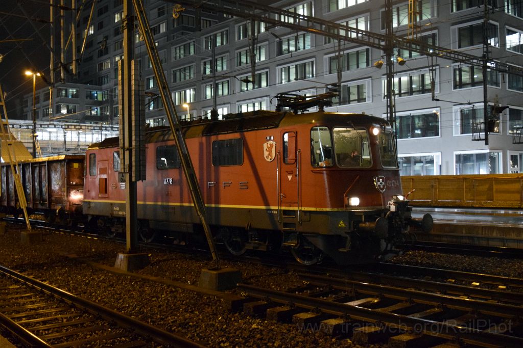 5241-0033-191218.jpg - SBB-CFF Re 4/4" 11278 (Re 420.278-4) "Cham" / Zürich-Altstetten 19.12.2018