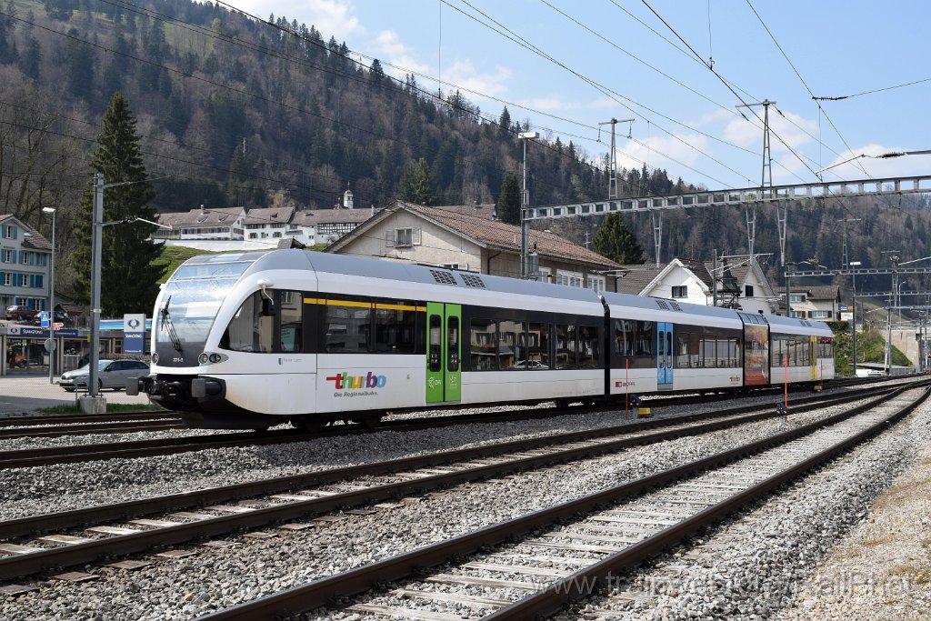 5910-0010-090420.jpg - Thurbo RABe 526.771-1 "Kanton Luzern" / Wattwil 9.4.2020