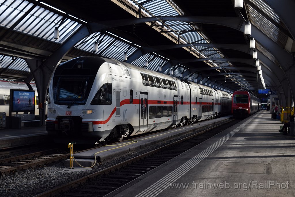 8340-0007-010123.jpg - DBAG 4010.102 / 4102 "Naturpark Schönbuch" + SBB-CFF Bt (DPZplus) 095 / Zürich HB 1.1.2023