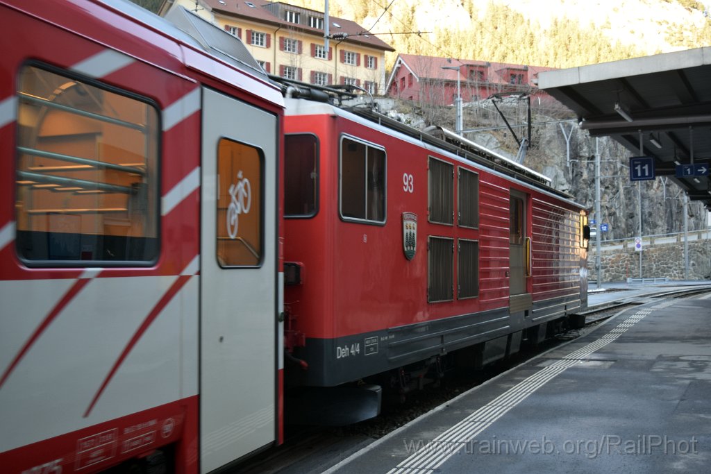 8912-0006-030124.jpg - MGB Deh 4/4" 93 "Oberwald" / Göschenen 3.1.2024