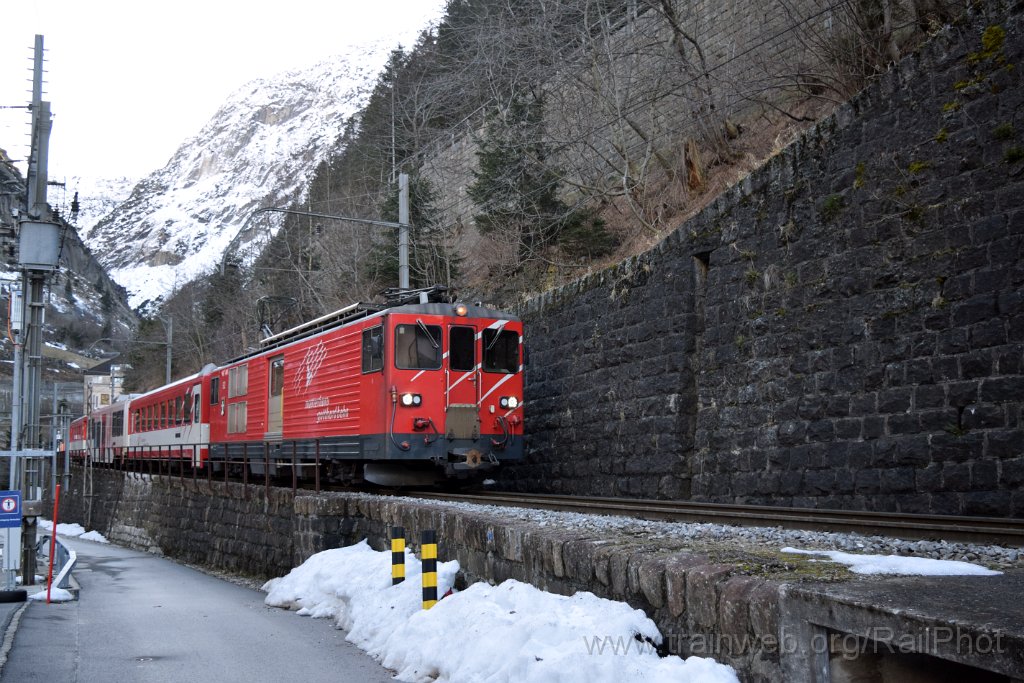 8912-0016-030124.jpg - MGB Deh 4/4" 92 "Realp" / Göschenen 3.1.2024