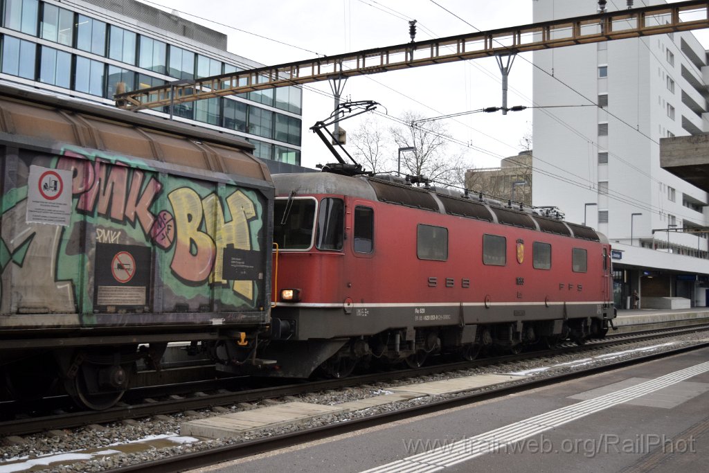 8926-0044-150124.jpg - SBB-CFF Re 6/6 11653 "Gümligen" / Zürich-Altstetten 15.1.2024