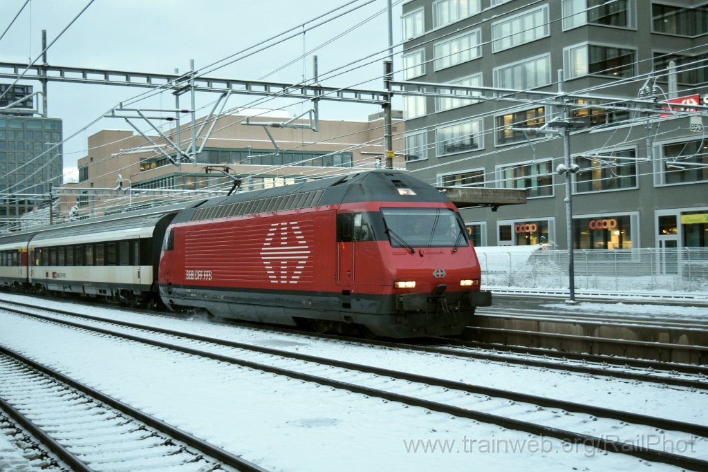 8929-0028-190124.jpg - SBB-CFF Re 460.068-0 "Gütsch" / Zürich-Altstetten 19.1.2024