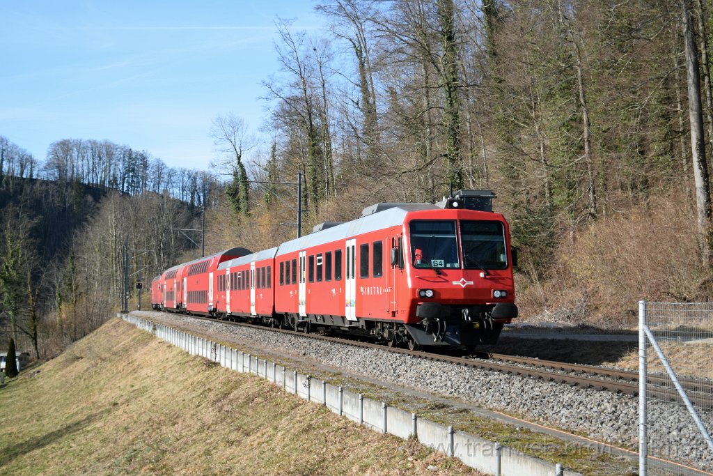 8963-0021-060224.jpg - SZU Bt 963 / Sihlwald (Büe Zeltplatz Km 11.662) 6.2.2024