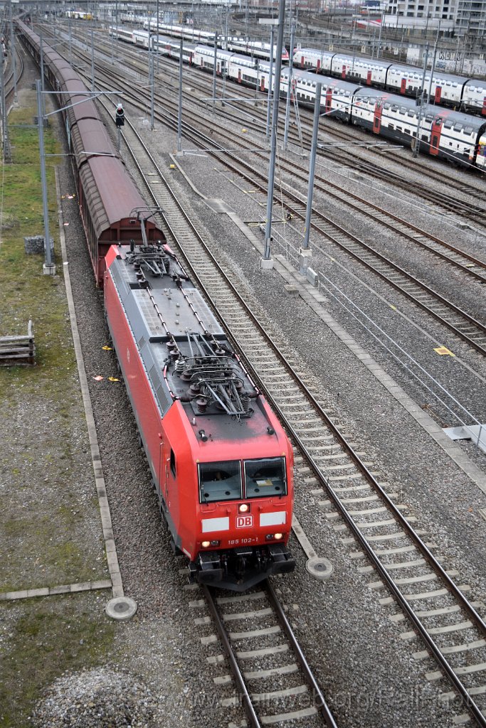 8974-0017-190224.jpg - DBAG 185.102-1 / Zürich (Hardplatz) 19.2.2024