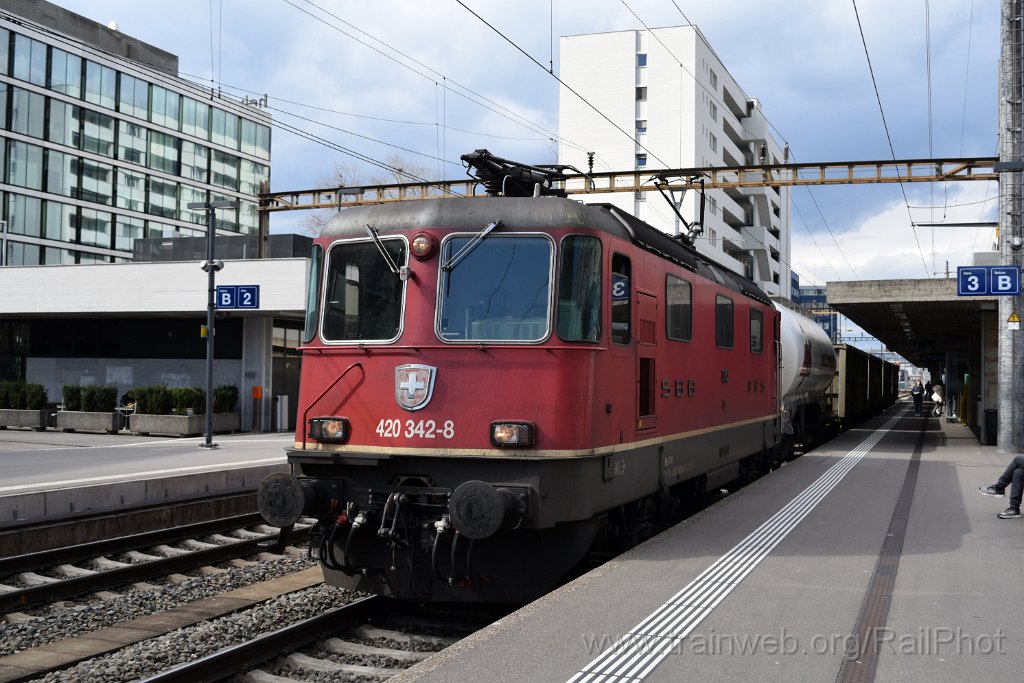 8994-0013-150324.jpg - SBB-CFF Re 4/4" 11342 / Zürich-Altstetten 15.3.2024