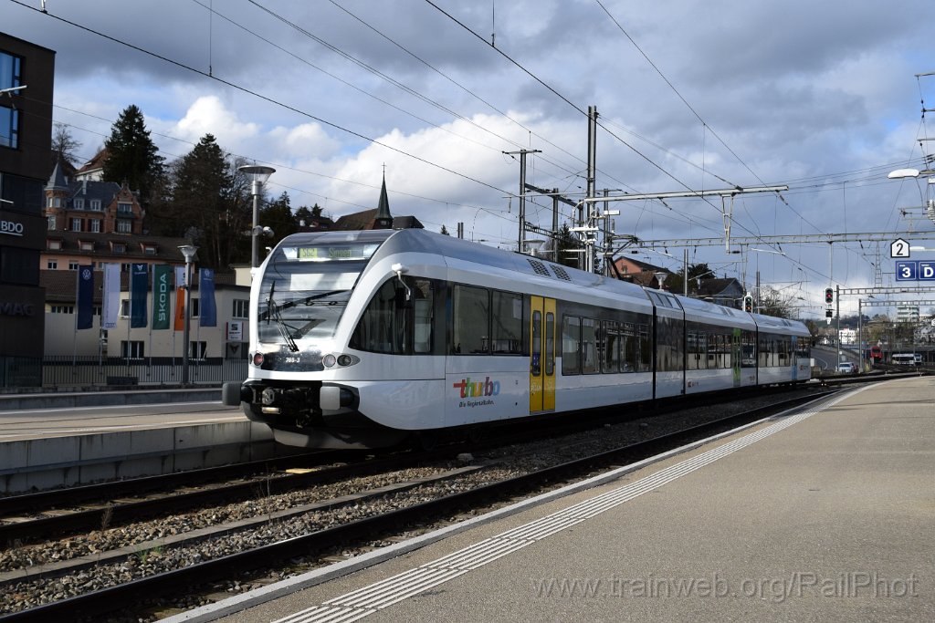 9002-0018-160324.jpg - Thurbo RABe 526.765-3 / Schaffhausen 16.3.2024