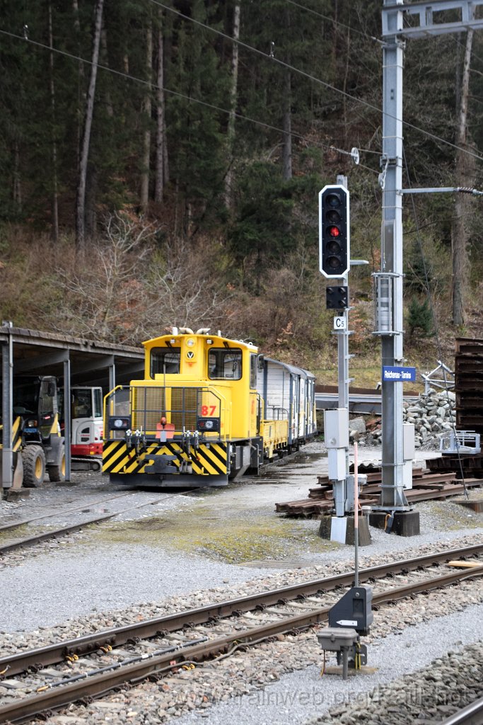 9015-0045-310324.jpg - RhB Tmf 2/2 87 / Reichenau-Tamins 31.3.2024