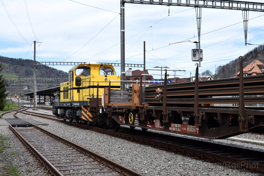 9027-0013-060424.jpg - Vanoli Am 847.855-4 "Lok Meggen" / Wattwil 6.4.2024