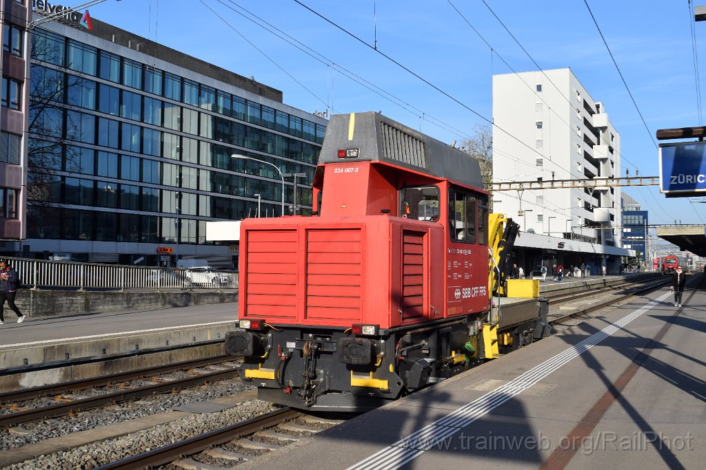 9034-0041-120424.jpg - SBB-CFF Tm 234.007-3 / Zürich-Altstetten 12.4.2024