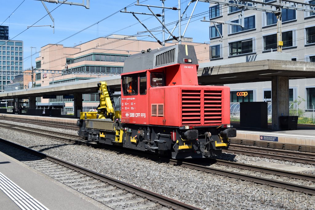 9036-0039-120424.jpg - SBB-CFF Tm 234.007-3 / Zürich-Altstetten 12.4.2024