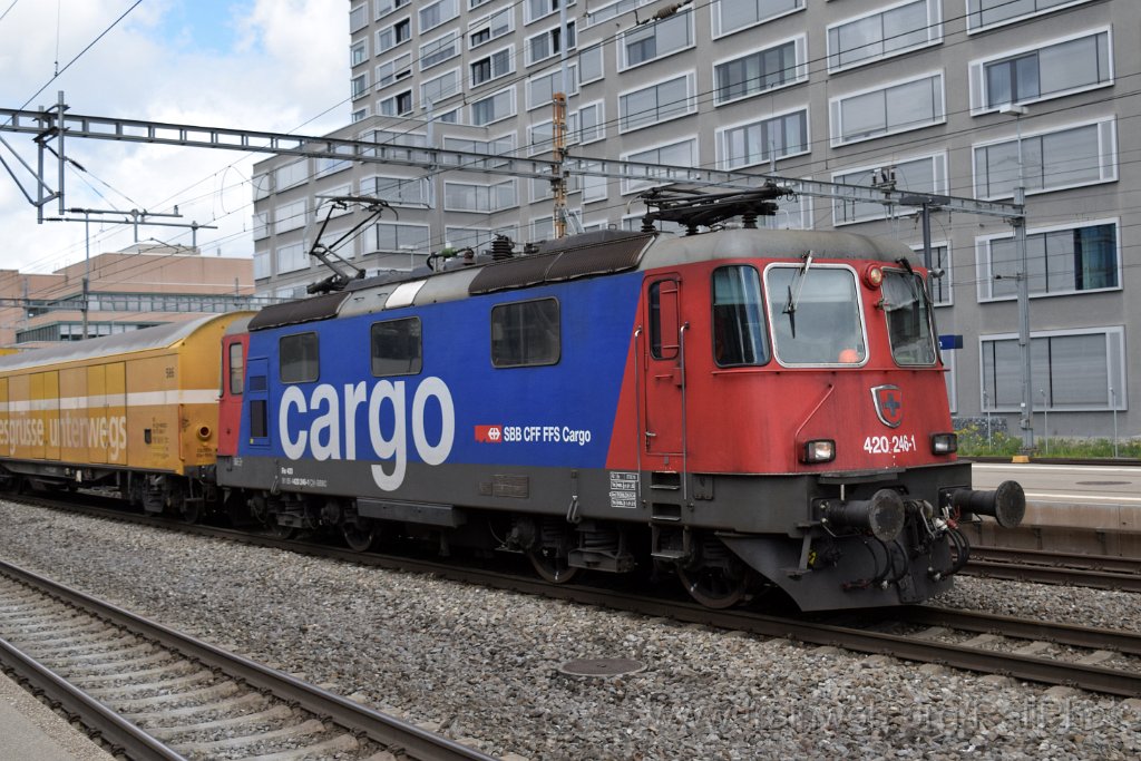 9052-0029-160424.jpg - SBB-CFF Re 420.246-1 / Zürich-Altstetten 16.4.2024