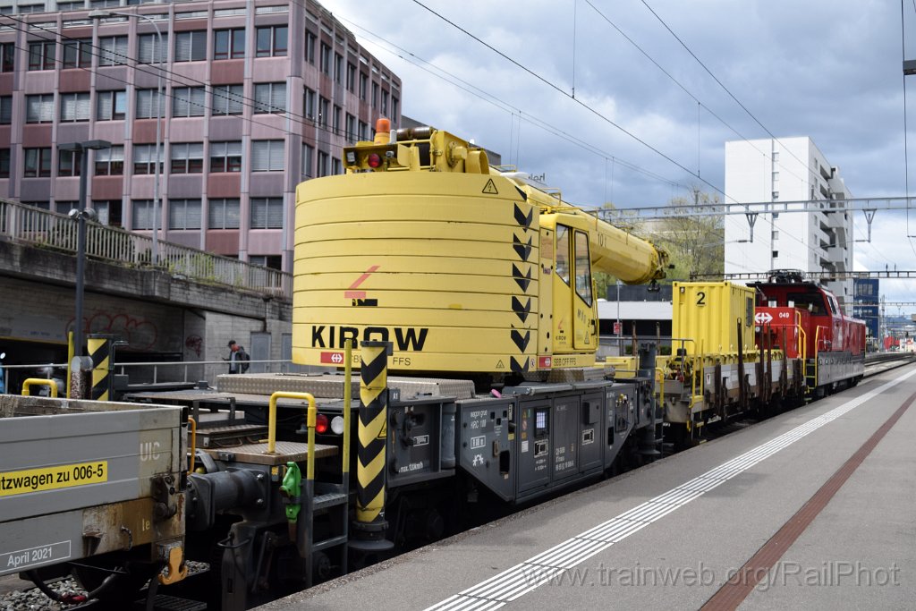 9054-0027-160424.jpg - SBB-CFF XTmass 006 "Mög 2" + Aem 940.049-0 / Zürich-Altstetten 16.4.2024