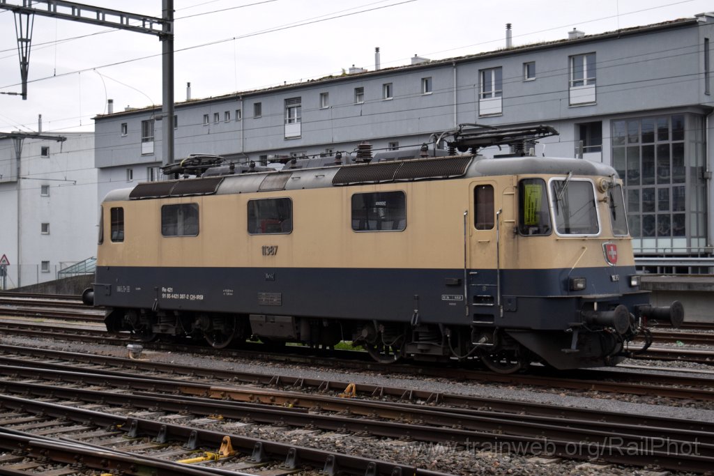 9056-0002-190424.jpg - IRSI Re 421.387-2 / Rapperswil 19.4.2024
