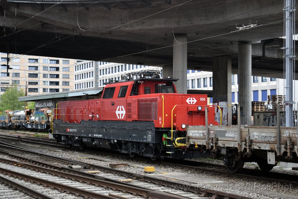 9060-0015-230424.jpg - SBB-CFF Aem 940.050-8 / Zürich-Altstetten 23.4.2024