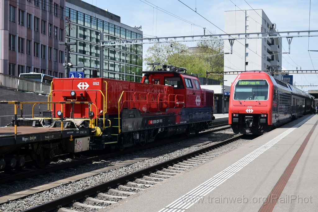 9079-0018-290424.jpg - SBB-CFF Re 450.086-4 "Benken ZH" + Aem 940.052-4 / Zürich-Altstetten 29.4.2024