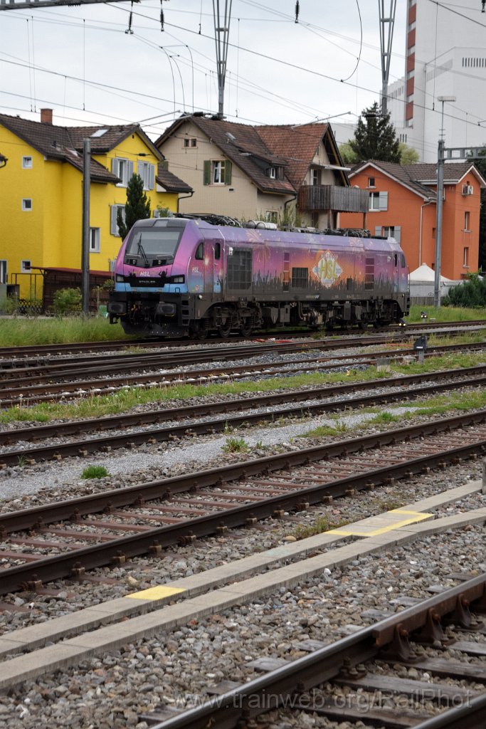 9097-0020-080524.jpg - HSL 2019.307 "20 Jahre HSL Logistik" / Wil 8.5.2024