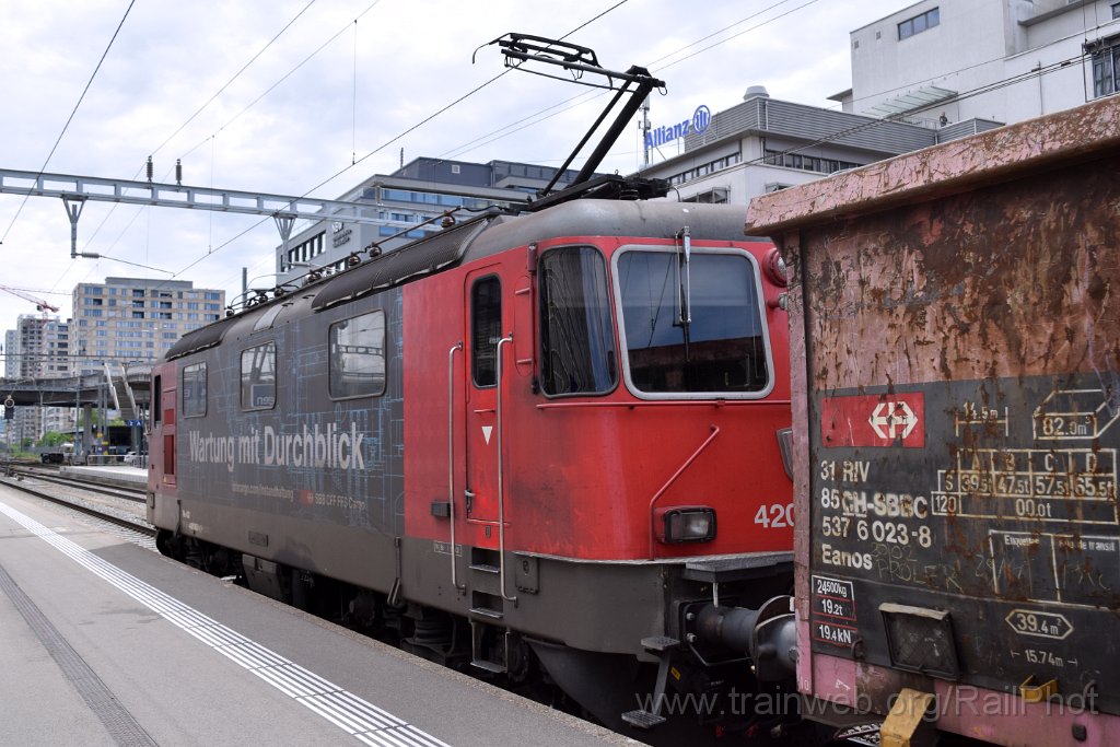9105-0034-130524.jpg - SBB-CFF Re 420.345-1 "Wartung mit Durchblick" / Zürich-Altstetten 13.5.2024