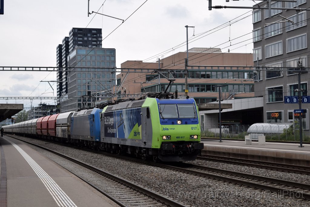 9108-0004-150524.jpg - BLS Re 485.017-8 + ATLU 185.536-0 / Zürich-Altstetten 13.5.2024