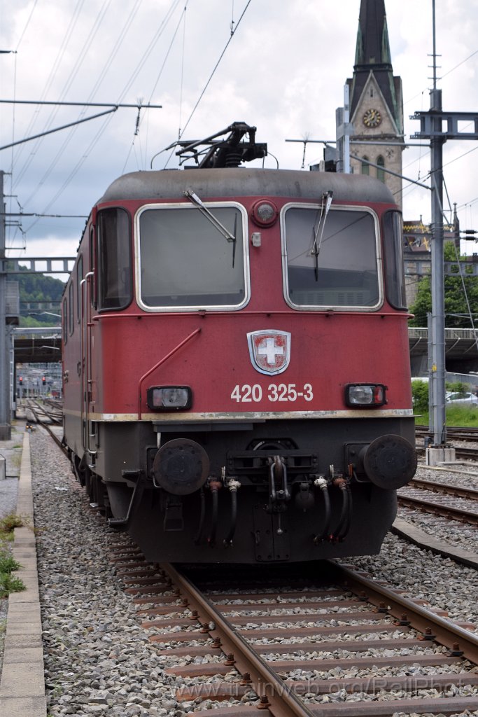 9151-0014-250524.jpg - SBB-CFF Re 4/4" 11325 / St.Gallen 20.5.2024