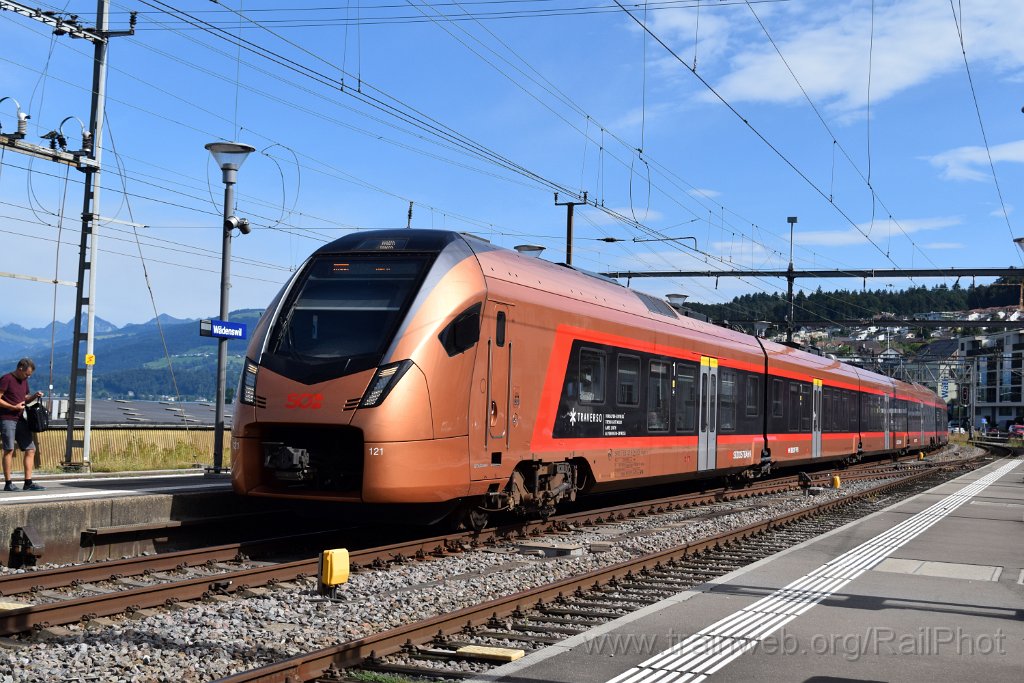 9283-0047-140824.jpg - SOB RABe 526.121-9 / Wädenswil 14.8.2024