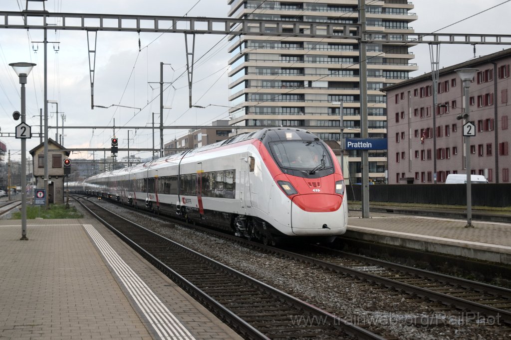9493-0030-041224.jpg - SBB-CFF RABe 501.032 / Pratteln 4.12.2024