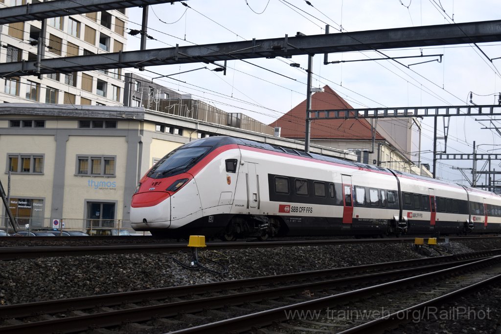 9499-0044-051224.jpg - SBB-CFF RABe 501.025 "Genève" / Lenzburg 5.12.2024