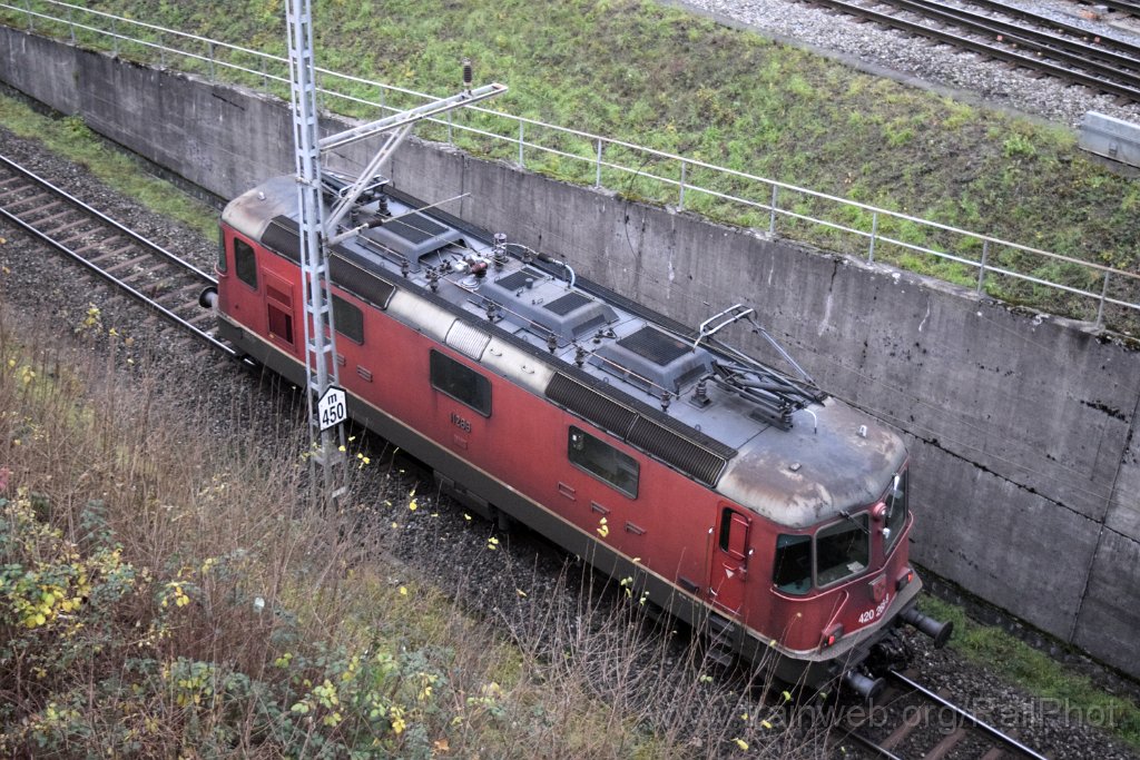 9507-0019-111224.jpg - SBB-CFF Re 4/4" 11266 / RB Limmattal 11.12.2024