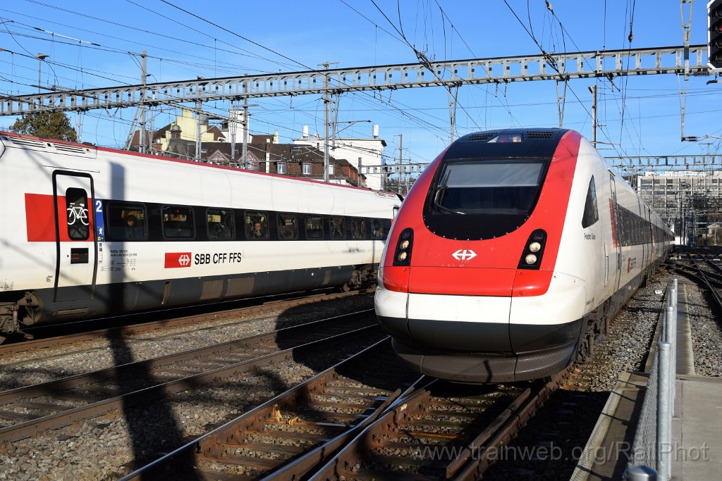 9513-0018-171224.jpg - SBB-CFF ICN RABe 500.019 "Friedrich Glauser" / Winterthur 17.12.2024