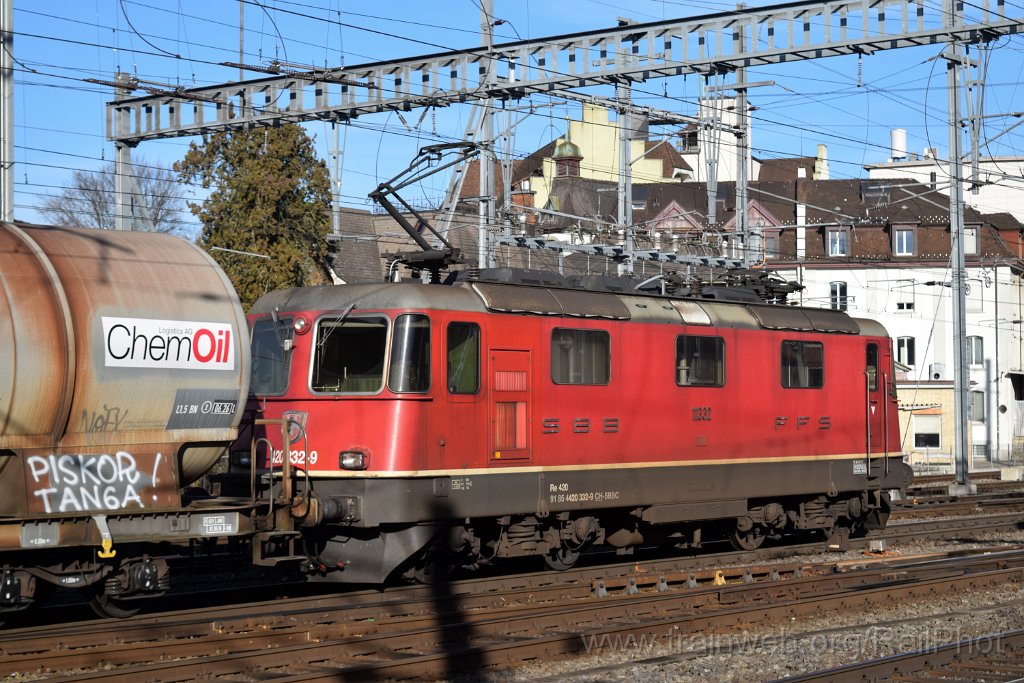 9513-0046-171224.jpg - SBB-CFF Re 4/4" 11332 / Winterthur 17.12.2024