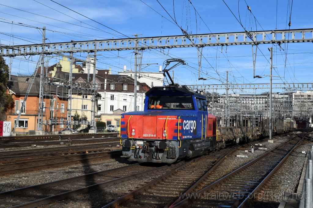 9516-0022-171224.jpg - SBB-CFF Eem 923.018-6 "Lucy" / Winterthur 17.12.2024