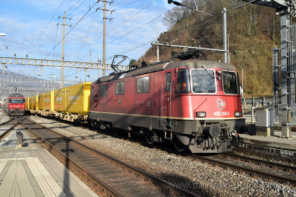 9518-0044-181224.jpg - SBB-CFF Re 4/4" 11336 / Olten 18.12.2024