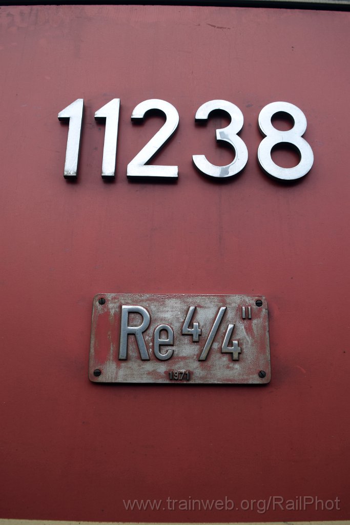 9524-0020-211224.jpg - SBB-CFF Re 4/4" 11238 / St.Gallen HB 21.12.2024
