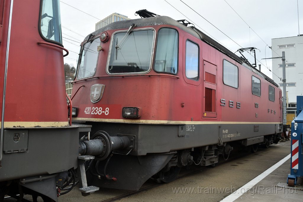 9524-0029-211224.jpg - SBB-CFF Re 4/4" 11238 / St.Gallen HB 21.12.2024