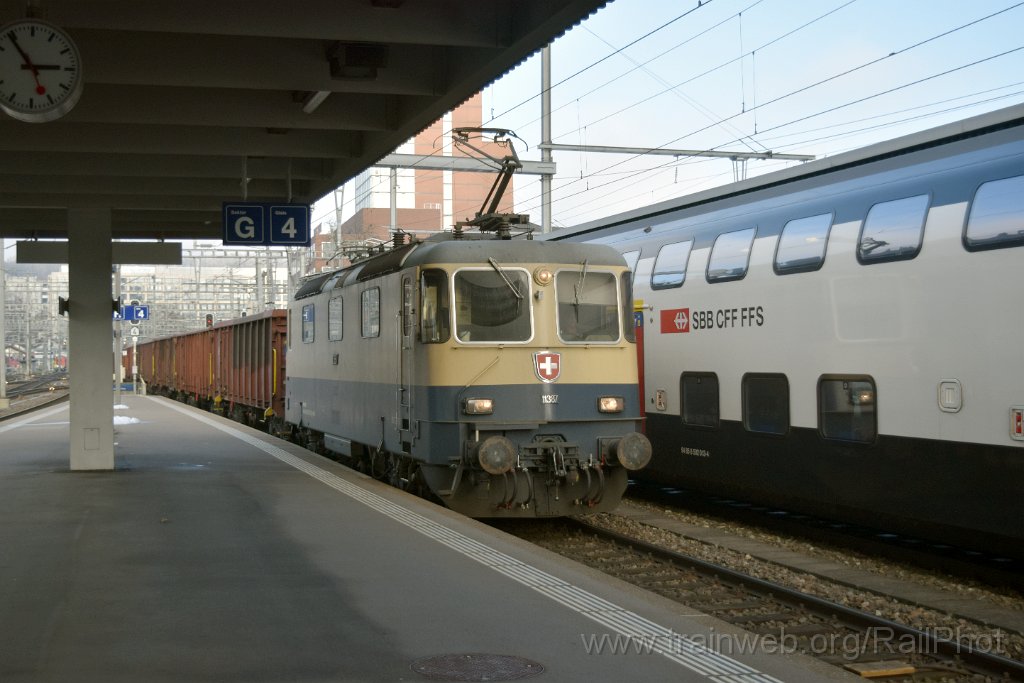 9528-0024-291224.jpg - IRSI Re 421.387-2 / Winterthur 29.12.2024
