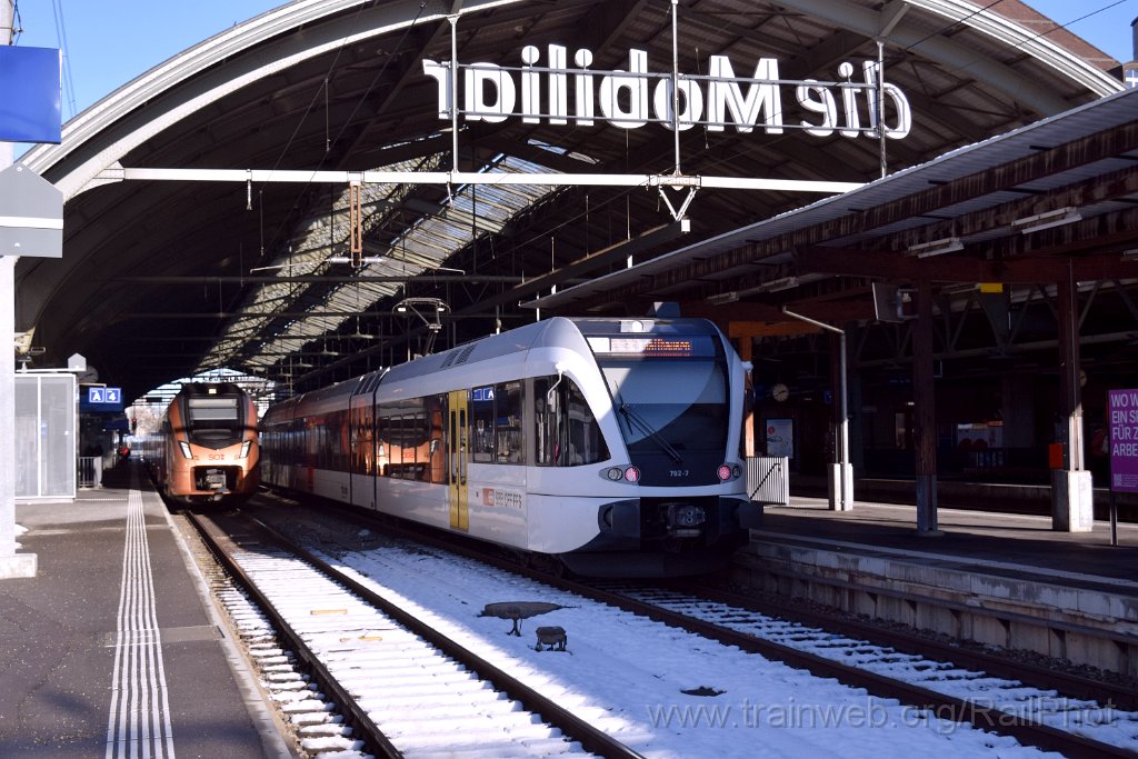 9530-0017-311224.jpg - Thurbo RABe 526.792-7 "Euregio Bodensee" + SOB RABe 526.106-0 / St.Gallen HB 31.12.2024