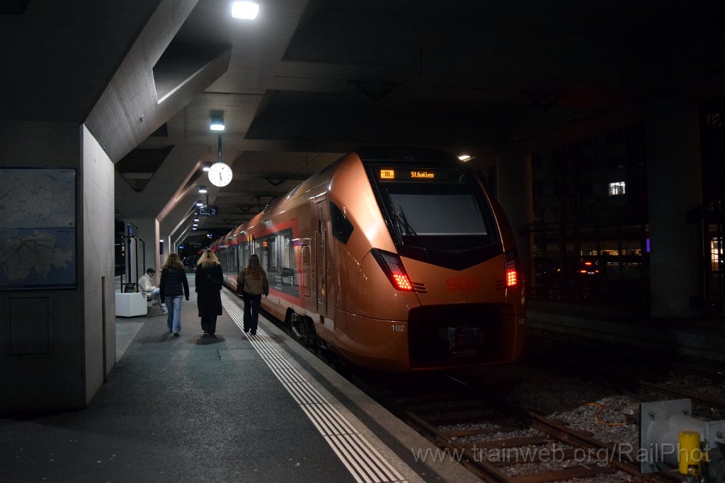 9536-0029-060125.jpg - SOB RABe 526.102-9 / Luzern 6.1.2025