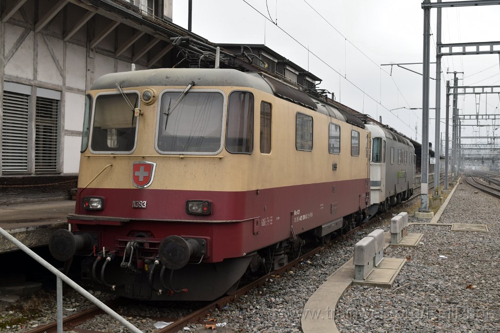 9541-0003-190125.jpg - IRSI Re 421.393-0 + RADVE Re 620.003-4 "Schweiz" / Winterthur 19.1.2025