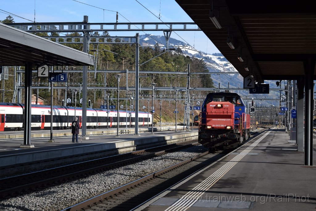 9547-0021-240125.jpg - SBB-CFF Am 843.086-0 / Arth-Goldau 24.1.2025