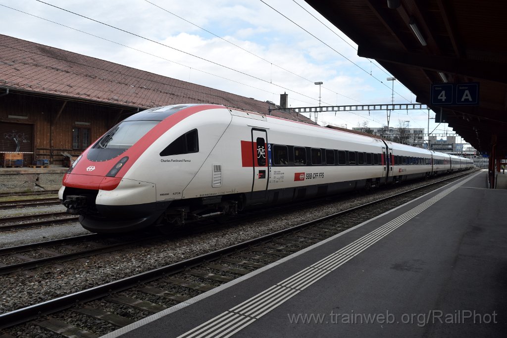 9553-0012-270125.jpg - SBB-CFF ICN RABe 500.023 "Charles Ferdinand Ramuz" / St.Gallen-St.Fiden 27.1.2025