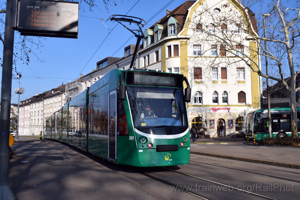 9558-0014-050225.jpg - BVB Be 6/8 307 / Kannenfeldplatz 5.2.2025