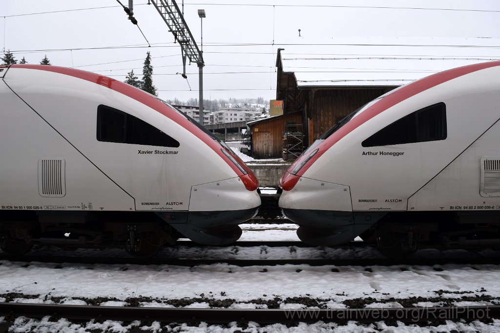 9568-0041-180225.jpg - SBB-CFF ICN RABe 500.025 "Xavier Stockmar" + ICN RABe 500.038 "Arthur Honegger" / St.Gallen-St.Fiden 18.2.2025