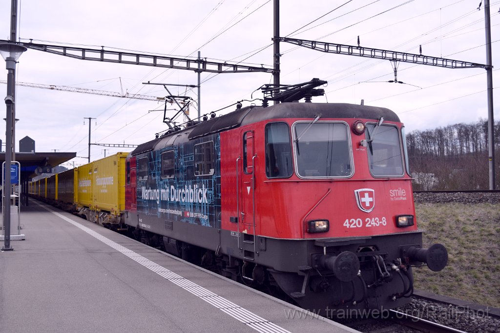 9573-0032-280225.jpg - SBB-CFF Re 420.243-8 "Wartung mit Durchblick" / Killwangen-Spreitenbach 28.2.2025